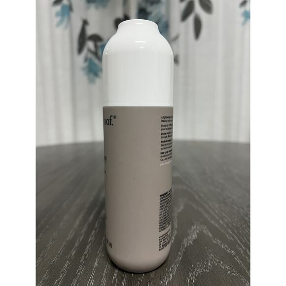 Living Proof No Frizz Smooth Styling Spray, full size - Picture 5 of 5